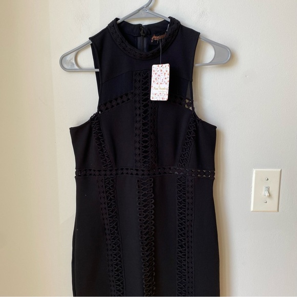 NWT Free People Sky Scraper Bodycon Crochet Mini Dress Size S Black Cocktail - Picture 4 of 15
